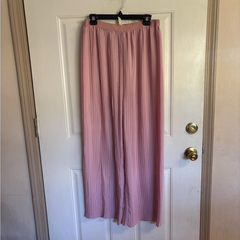 NWT Med discontinued Matilda Jane Pink Curtain Call Pleated Wide leg pants.